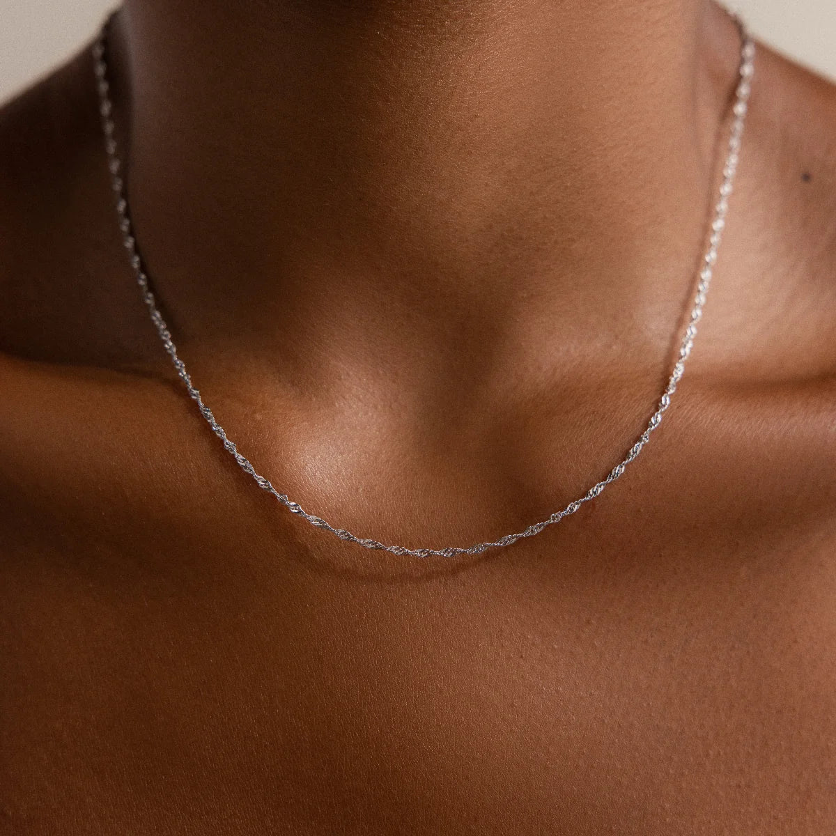 Minimalist Twist Necklace
