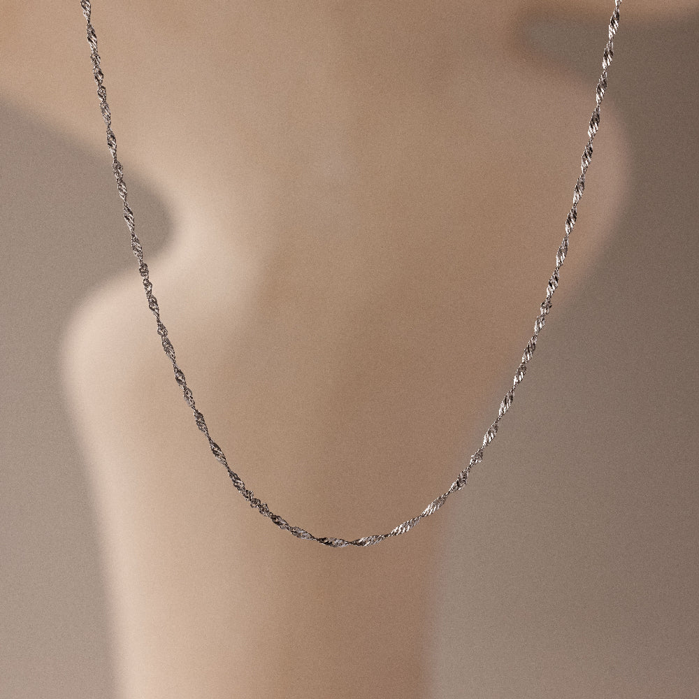 Minimalist Twist Necklace